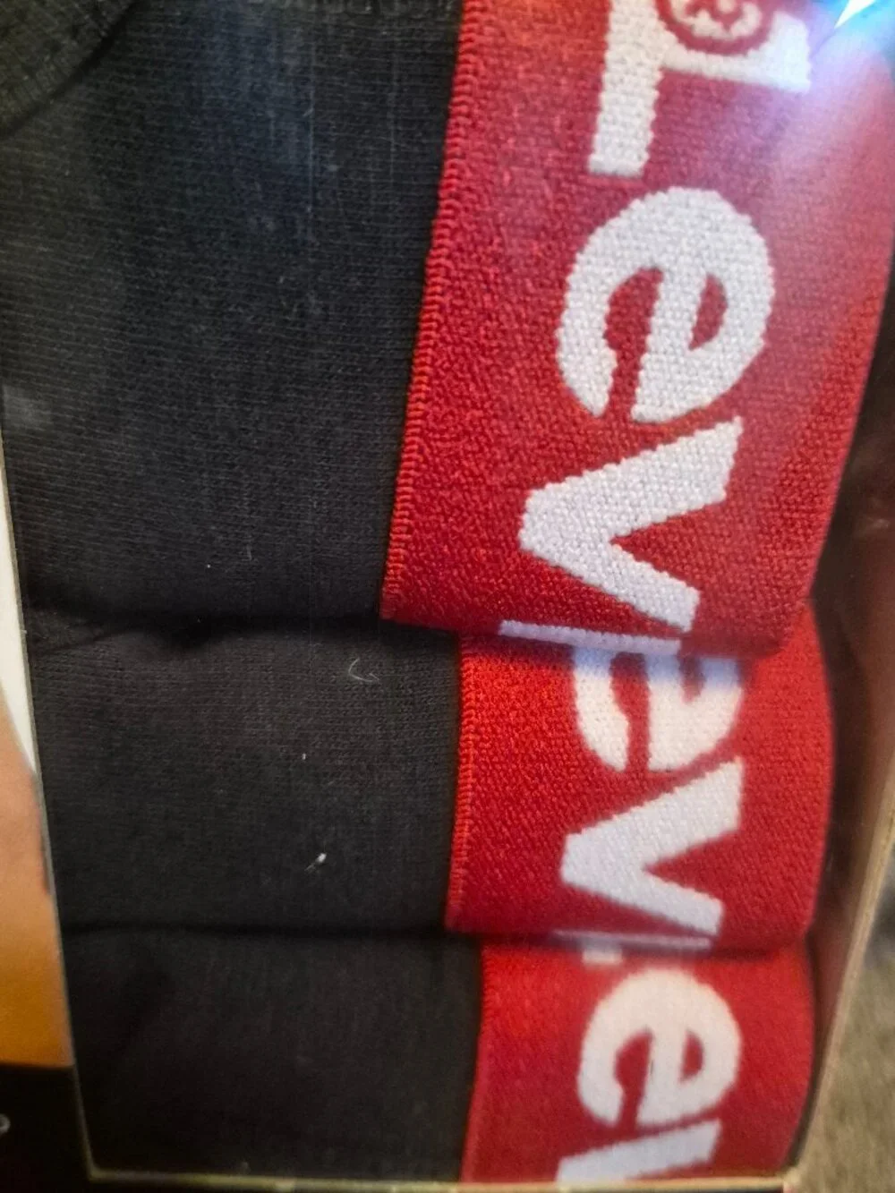 Levi's Men's 4-pack Briefs, Anti-roll Waistband Size XL 36-38 Black/Red